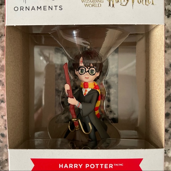 Hallmarks Christmas Ornament Harry Potter Wizarding World - Picture 3 of 6
